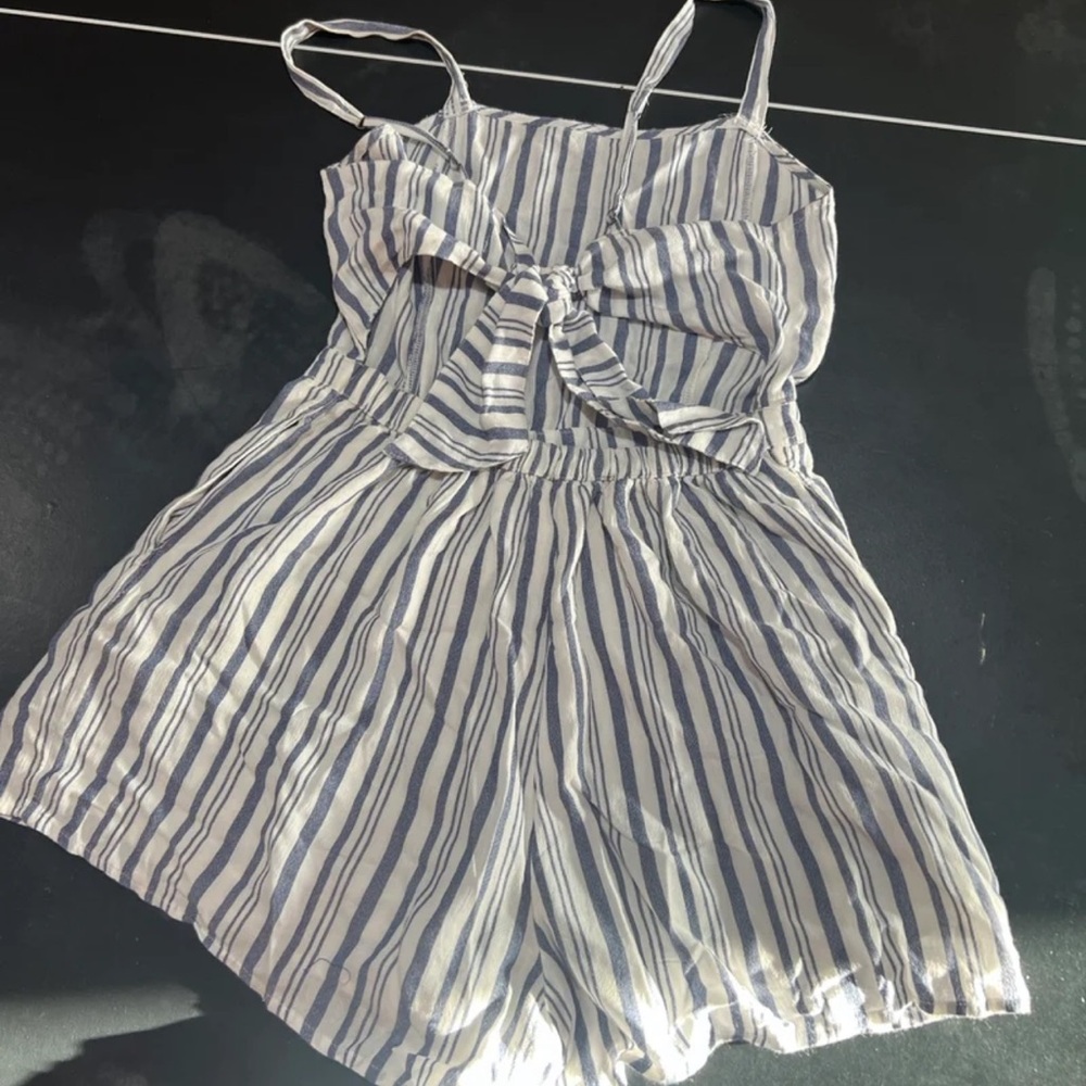 Holliter Romper